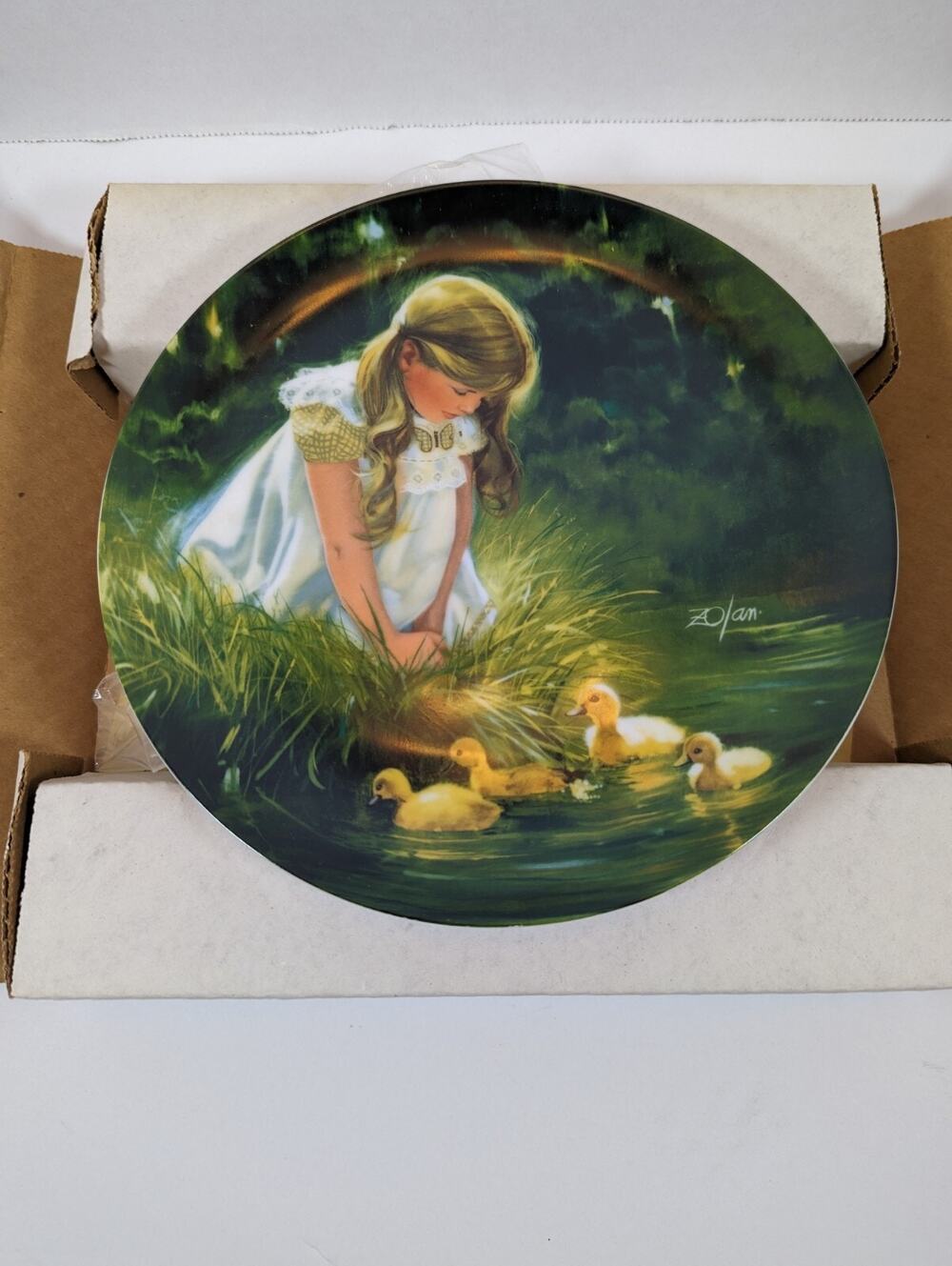 Vintage Pemberton Oakes GOLDEN MOMENT Children Pets Collection Zolan 1984